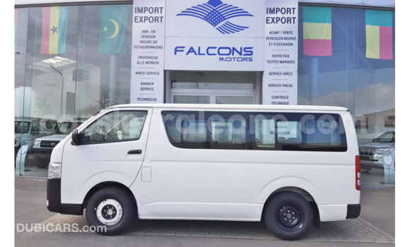 Buy Import Toyota Hiace White Car in Import - Dubai in Kailahun Buy Import Toyota Hiace White Car in Import - Dubai in Kailahun