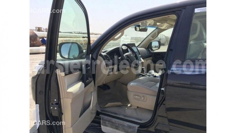 Big with watermark toyota land cruiser kailahun import dubai 5525