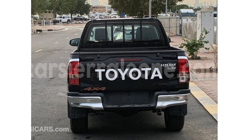 Big with watermark toyota hilux kailahun import dubai 5528