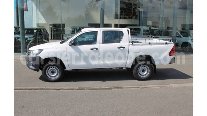 Big with watermark toyota hilux kailahun import dubai 5533