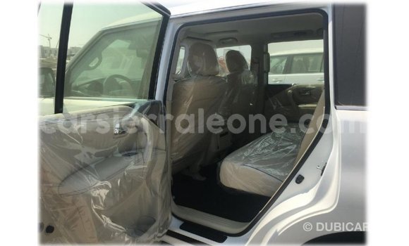 Buy Import Nissan Patrol White Car in Import - Dubai in Kailahun Buy Import Nissan Patrol White Car in Import - Dubai in Kailahun