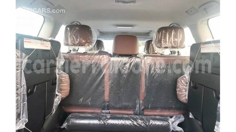 Big with watermark toyota land cruiser kailahun import dubai 5535