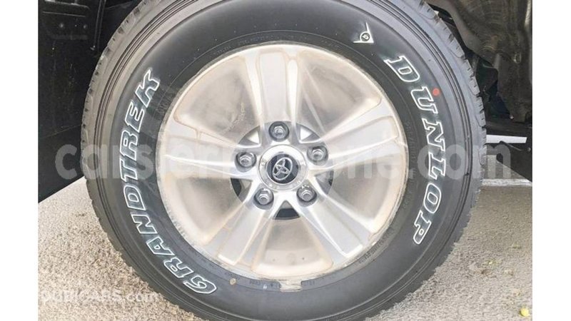 Big with watermark toyota land cruiser kailahun import dubai 5535