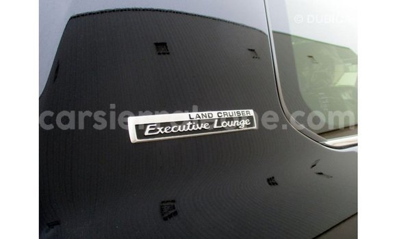 Buy Import Toyota Land Cruiser Black Car in Import - Dubai in Kailahun Buy Import Toyota Land Cruiser Black Car in Import - Dubai in Kailahun