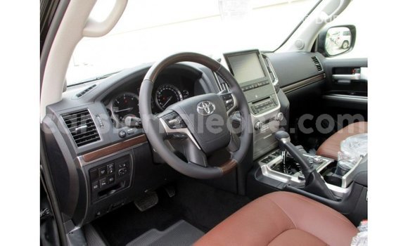 Buy Import Toyota Land Cruiser Black Car in Import - Dubai in Kailahun Buy Import Toyota Land Cruiser Black Car in Import - Dubai in Kailahun