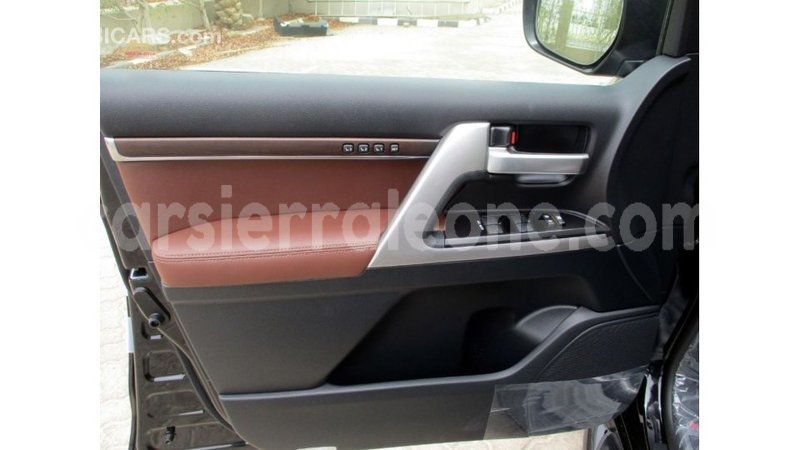 Big with watermark toyota land cruiser kailahun import dubai 5544