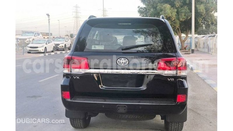 Big with watermark toyota land cruiser kailahun import dubai 5545