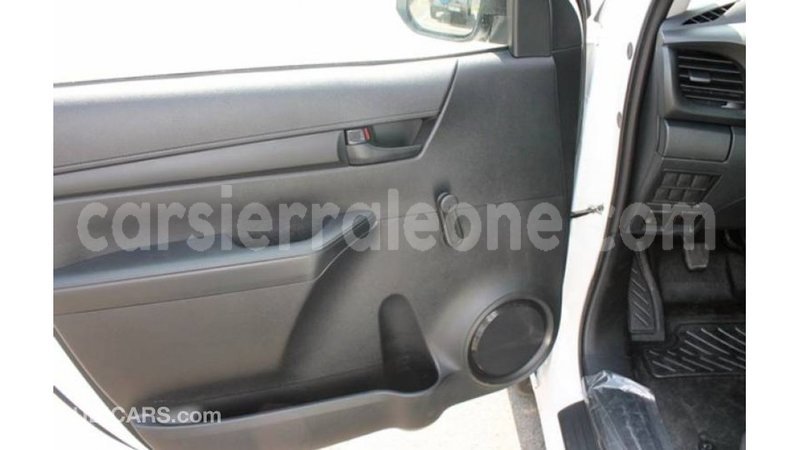 Big with watermark toyota hilux kailahun import dubai 5551