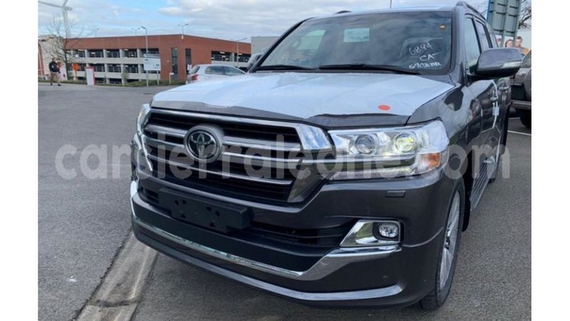 Big with watermark toyota land cruiser kailahun import dubai 5557