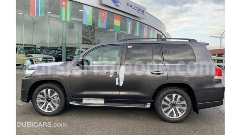 Big with watermark toyota land cruiser kailahun import dubai 5557