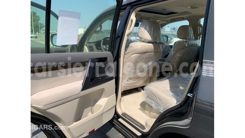 Big with watermark toyota land cruiser kailahun import dubai 5563