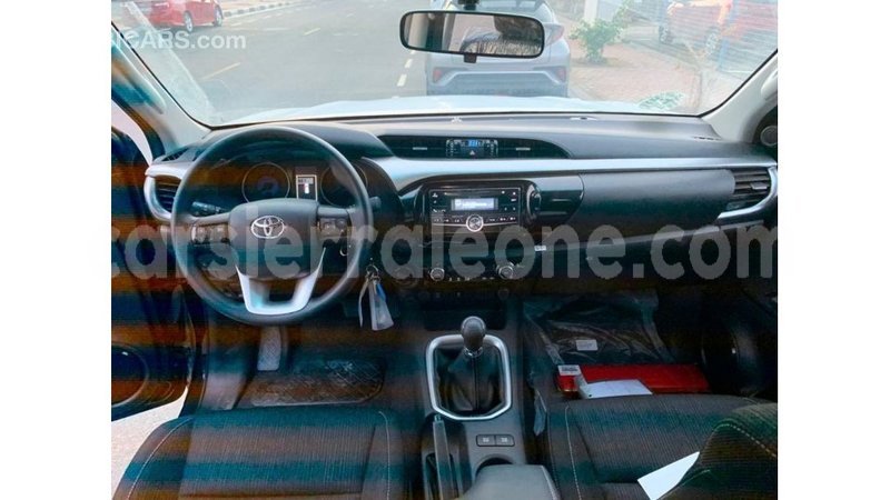 Big with watermark toyota hilux kailahun import dubai 5564