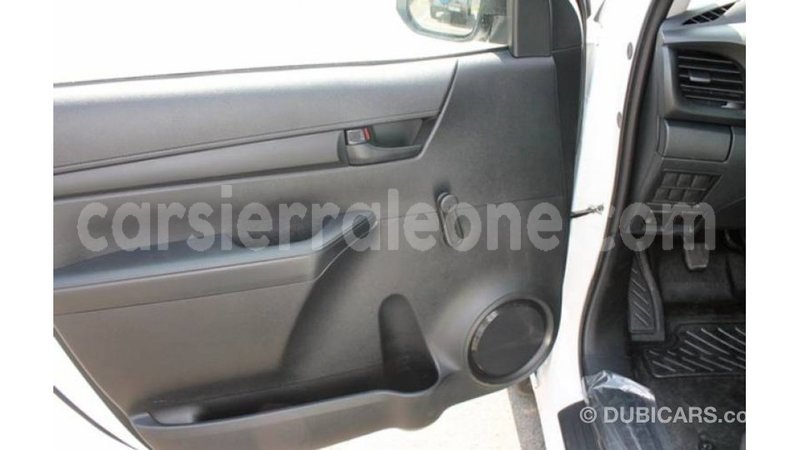 Big with watermark toyota hilux kailahun import dubai 5565