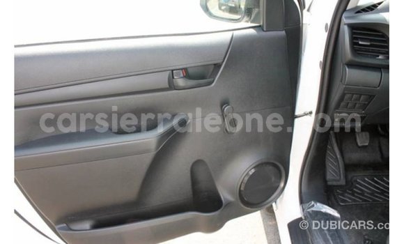 Buy Import Toyota Hilux White Car in Import - Dubai in Kailahun Buy Import Toyota Hilux White Car in Import - Dubai in Kailahun
