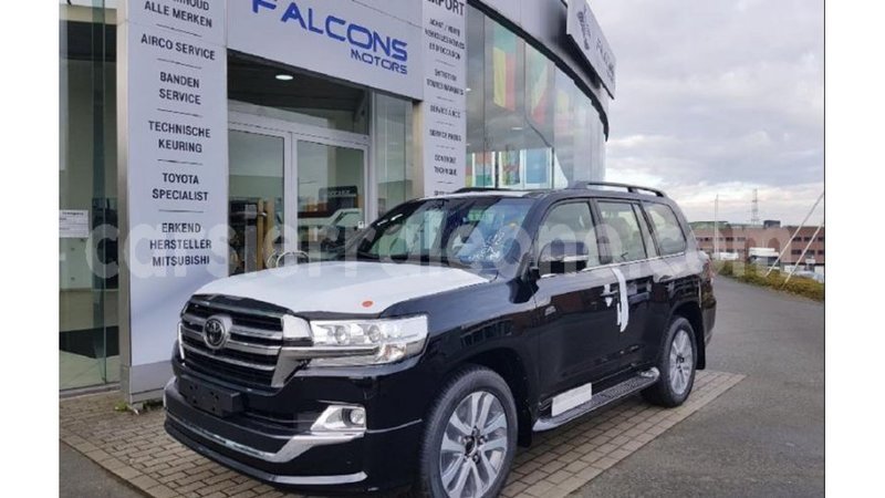 Big with watermark toyota land cruiser kailahun import dubai 5566