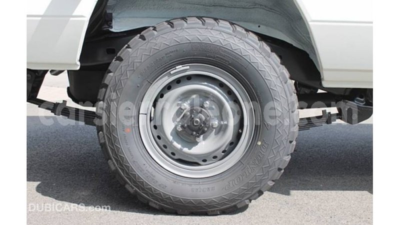 Big with watermark toyota land cruiser kailahun import dubai 5571