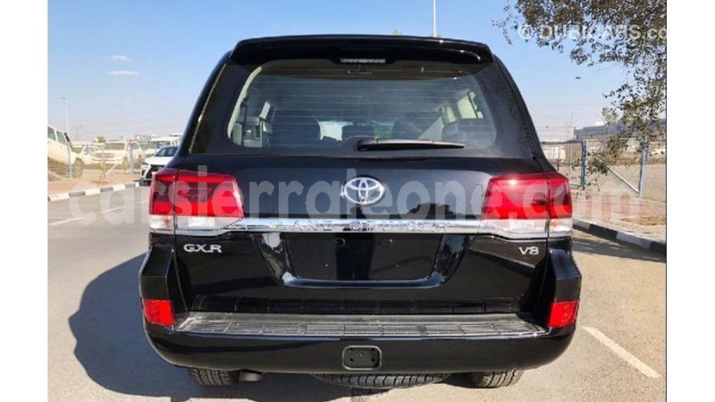Big with watermark toyota land cruiser kailahun import dubai 5574