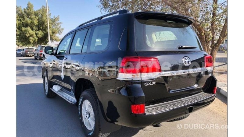 Big with watermark toyota land cruiser kailahun import dubai 5574