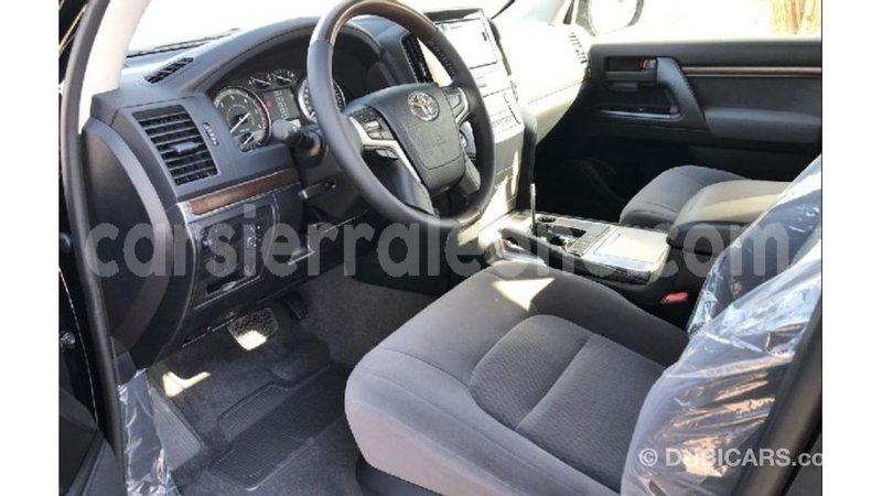 Big with watermark toyota land cruiser kailahun import dubai 5574