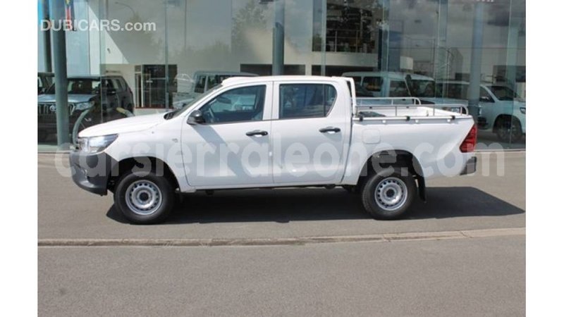 Big with watermark toyota hilux kailahun import dubai 5576