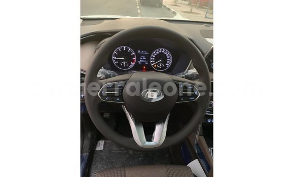 Buy Import Hyundai Santa Fe White Car in Import - Dubai in Kailahun Buy Import Hyundai Santa Fe White Car in Import - Dubai in Kailahun