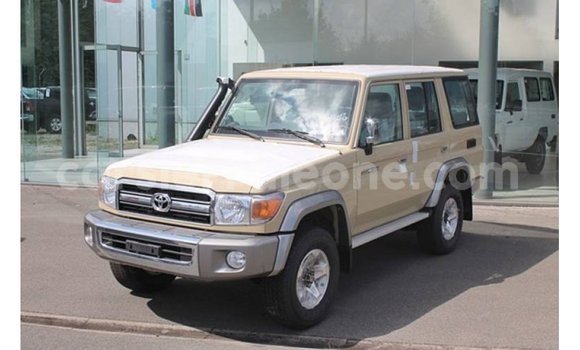 Buy Import Toyota Land Cruiser Beige Car in Import - Dubai in Kailahun Buy Import Toyota Land Cruiser Beige Car in Import - Dubai in Kailahun
