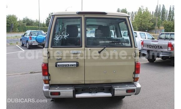 Buy Import Toyota Land Cruiser Beige Car in Import - Dubai in Kailahun Buy Import Toyota Land Cruiser Beige Car in Import - Dubai in Kailahun