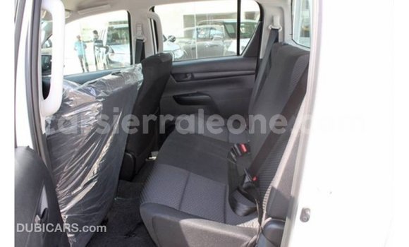 Buy Import Toyota Hilux White Car in Import - Dubai in Kailahun Buy Import Toyota Hilux White Car in Import - Dubai in Kailahun