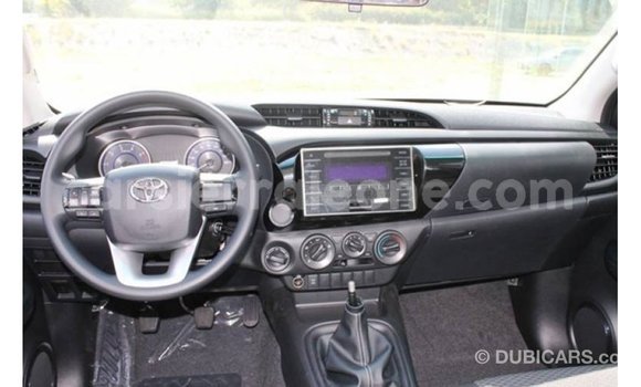 Buy Import Toyota Hilux White Car in Import - Dubai in Kailahun Buy Import Toyota Hilux White Car in Import - Dubai in Kailahun