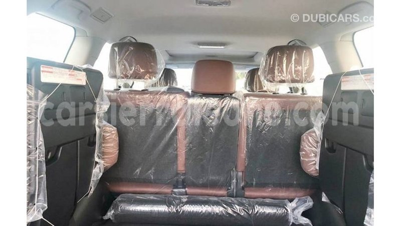Big with watermark toyota land cruiser kailahun import dubai 5589
