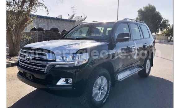 Buy Import Toyota Land Cruiser Black Car in Import - Dubai in Kailahun Buy Import Toyota Land Cruiser Black Car in Import - Dubai in Kailahun