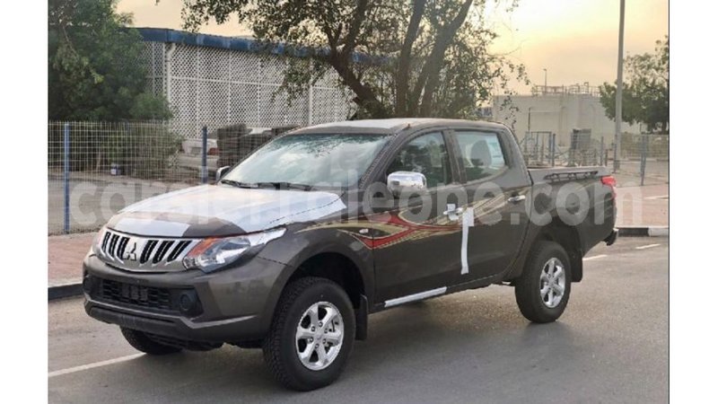 Big with watermark mitsubishi l200 kailahun import dubai 5601