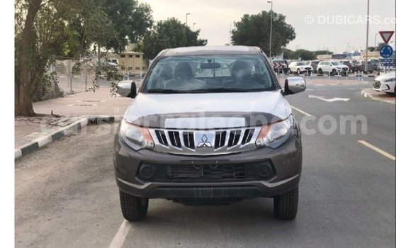 Buy Import Mitsubishi L200 Brown Car in Import - Dubai in Kailahun Buy Import Mitsubishi L200 Brown Car in Import - Dubai in Kailahun