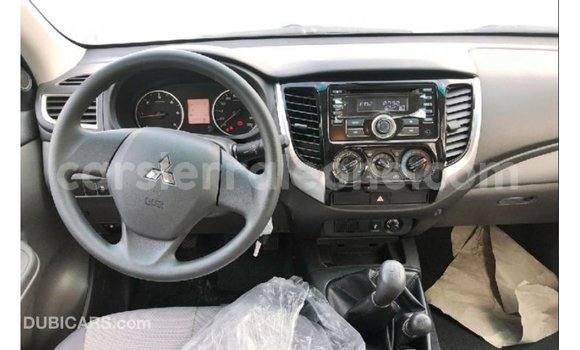 Buy Import Mitsubishi L200 Brown Car in Import - Dubai in Kailahun Buy Import Mitsubishi L200 Brown Car in Import - Dubai in Kailahun