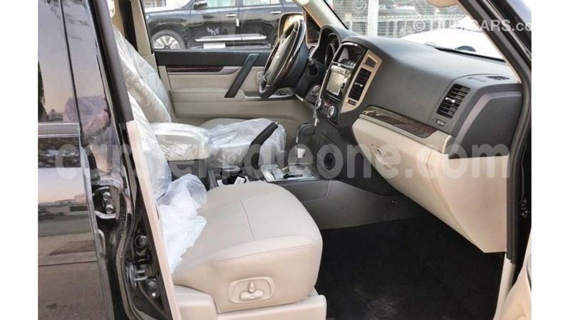 Big with watermark mitsubishi pajero kailahun import dubai 5602