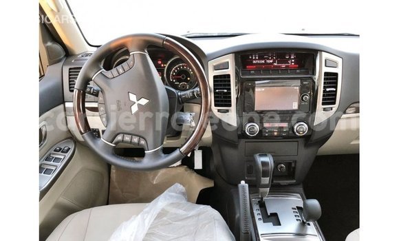 Buy Import Mitsubishi Pajero Black Car in Import - Dubai in Kailahun Buy Import Mitsubishi Pajero Black Car in Import - Dubai in Kailahun