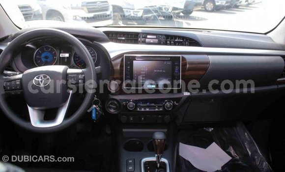 Buy Import Toyota Hilux White Car in Import - Dubai in Kailahun Buy Import Toyota Hilux White Car in Import - Dubai in Kailahun