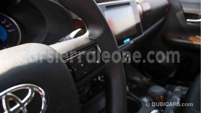 Big with watermark toyota hilux kailahun import dubai 5608