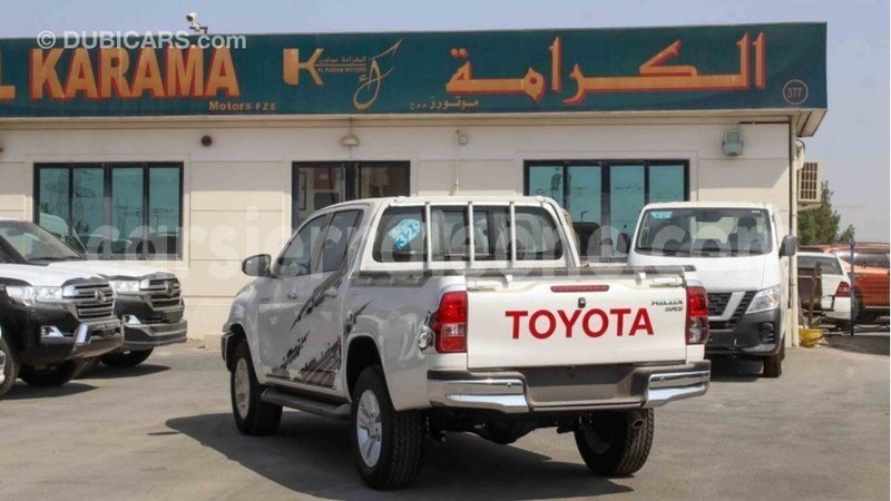 Big with watermark toyota hilux kailahun import dubai 5608