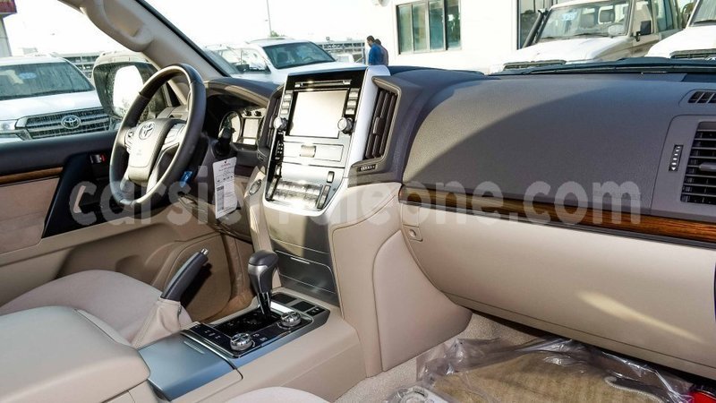 Big with watermark toyota land cruiser kailahun import dubai 5609