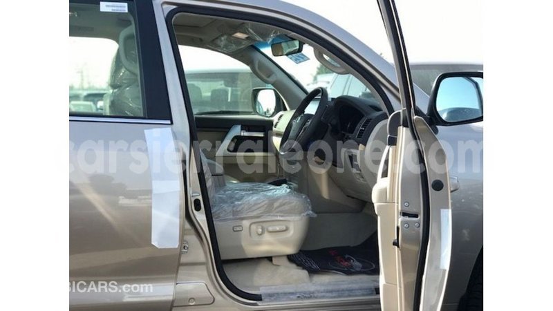 Big with watermark toyota land cruiser kailahun import dubai 5613