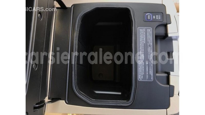 Big with watermark toyota land cruiser kailahun import dubai 5613