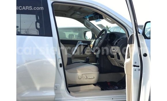 Buy Import Toyota Prado White Car in Import - Dubai in Kailahun Buy Import Toyota Prado White Car in Import - Dubai in Kailahun