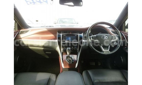 Buy Import Toyota Harrier Brown Car in Import - Dubai in Kailahun Buy Import Toyota Harrier Brown Car in Import - Dubai in Kailahun