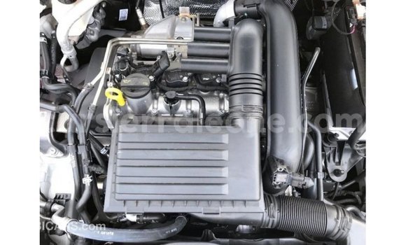 Buy Import Volkswagen Golf White Car in Import - Dubai in Kailahun Buy Import Volkswagen Golf White Car in Import - Dubai in Kailahun