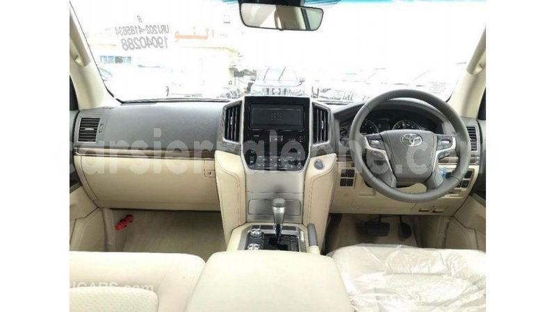 Big with watermark toyota land cruiser kailahun import dubai 5624