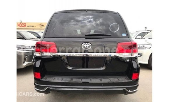 Buy Import Toyota Land Cruiser Black Car in Import - Dubai in Kailahun Buy Import Toyota Land Cruiser Black Car in Import - Dubai in Kailahun