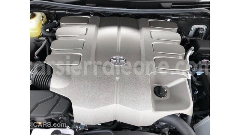 Big with watermark toyota land cruiser kailahun import dubai 5624