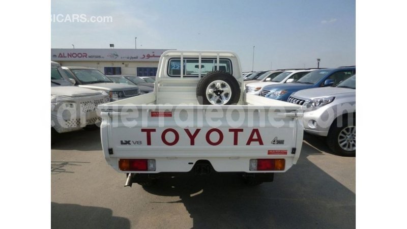 Big with watermark toyota land cruiser kailahun import dubai 5626