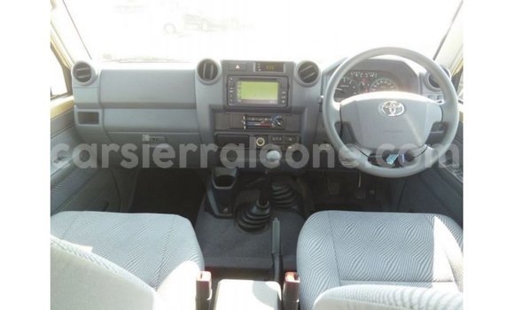 Buy Import Toyota Land Cruiser Beige Car in Import - Dubai in Kailahun Buy Import Toyota Land Cruiser Beige Car in Import - Dubai in Kailahun